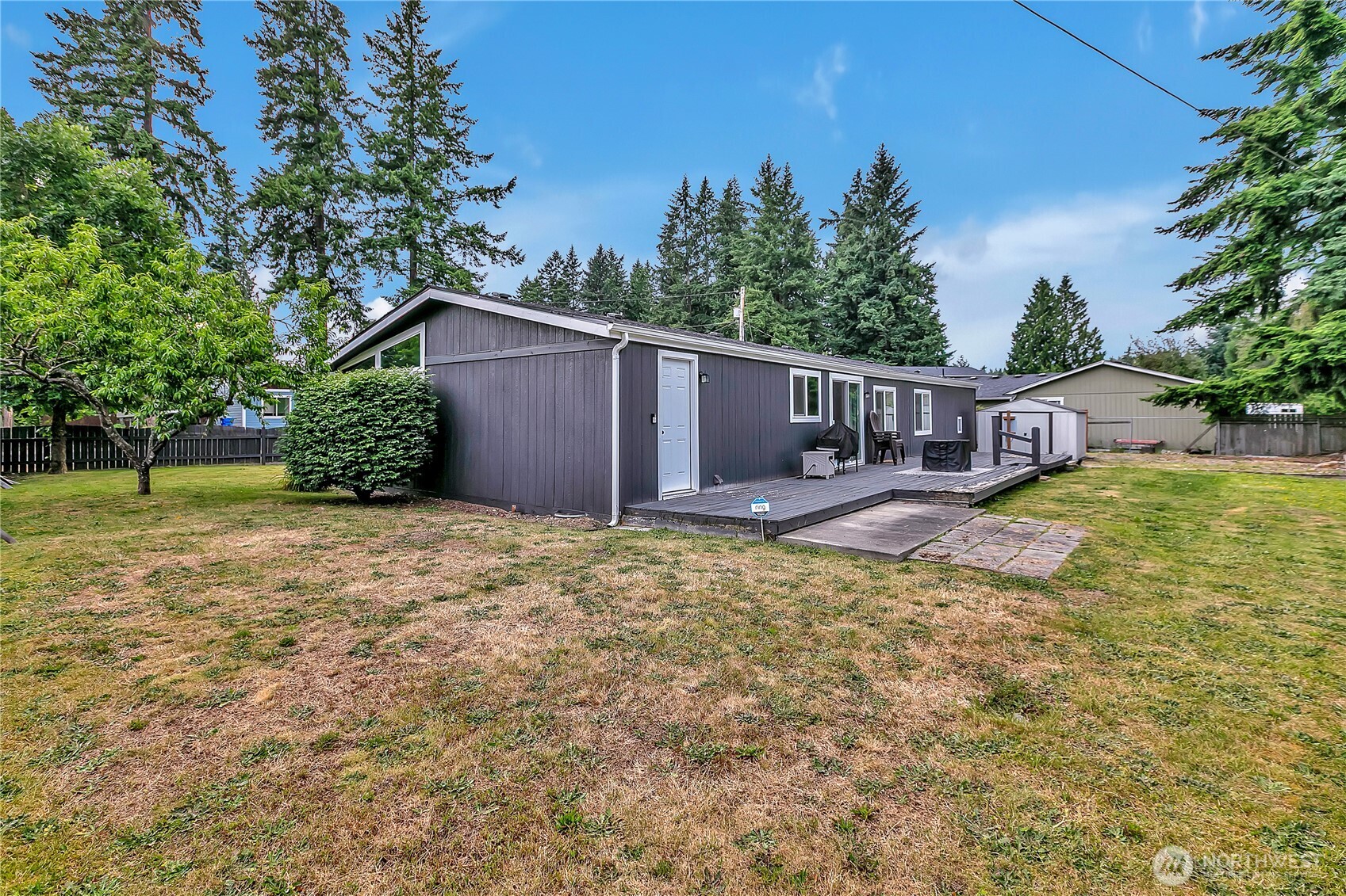 10707 209th Avenue E