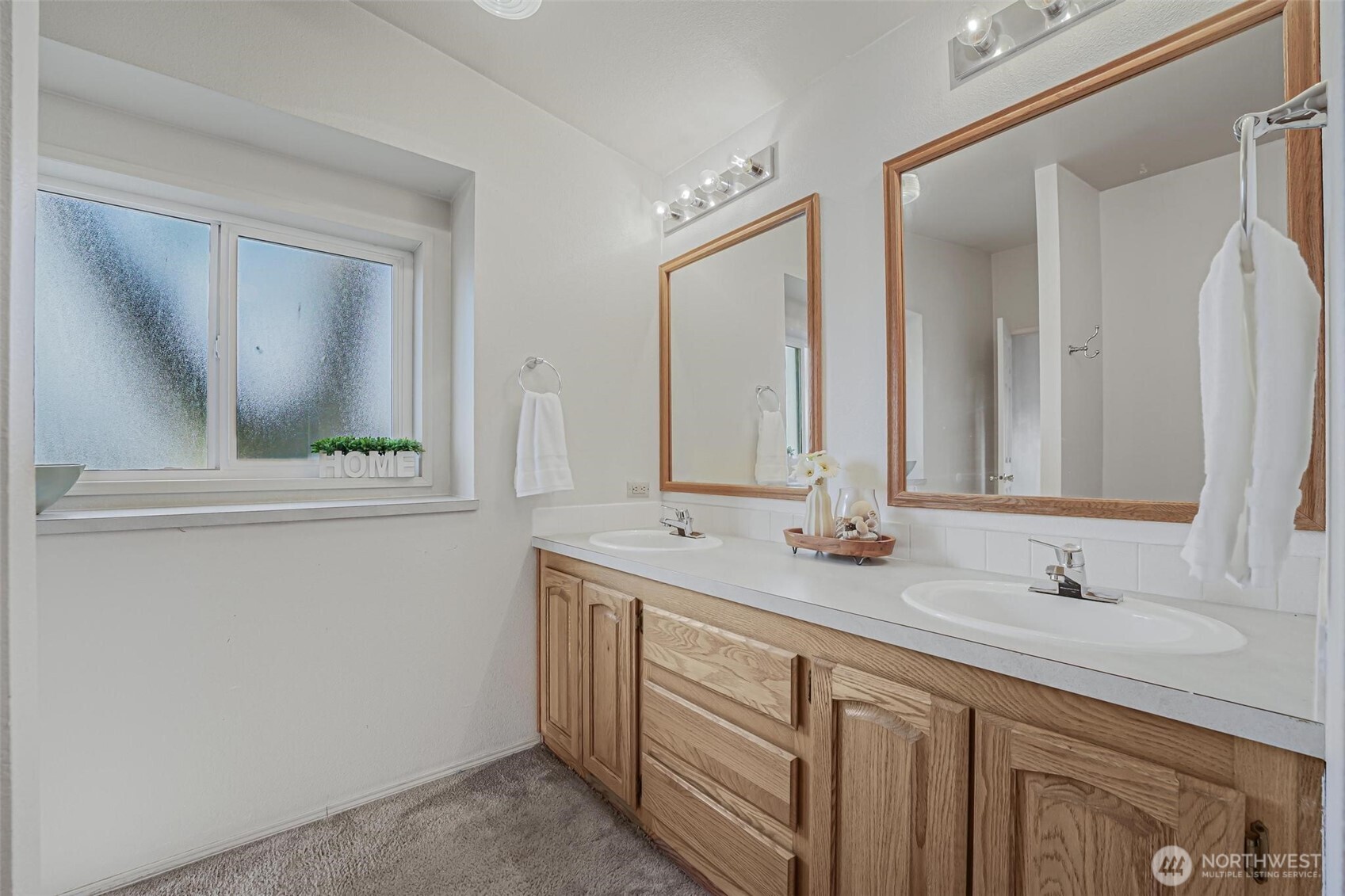 17710 Albany Street SW