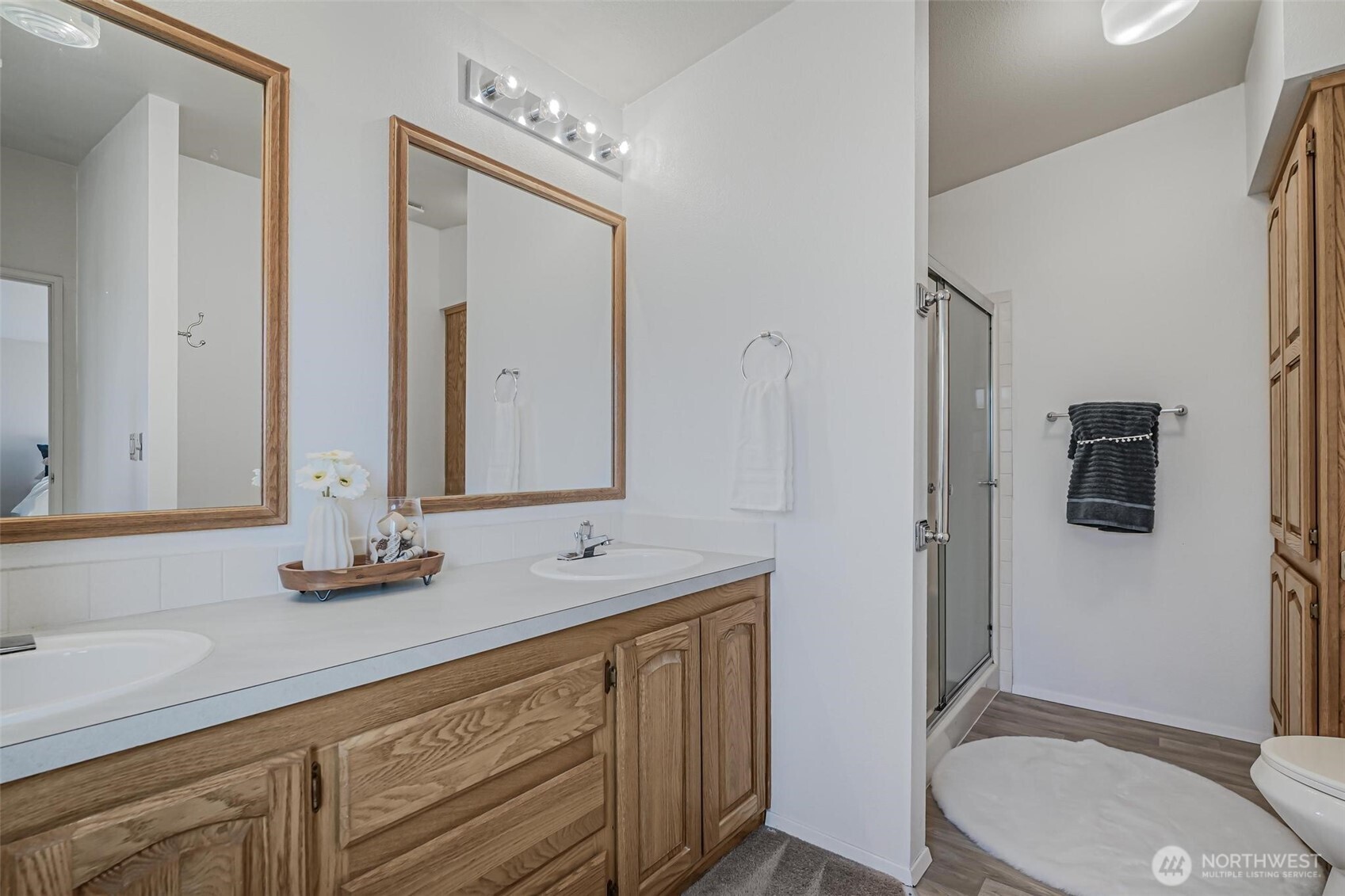 17710 Albany Street SW