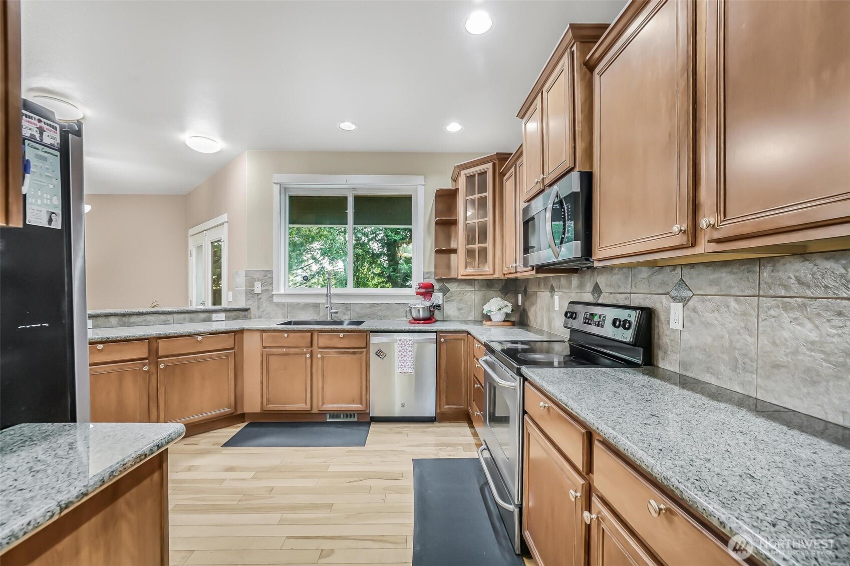 17401 140th Avenue E