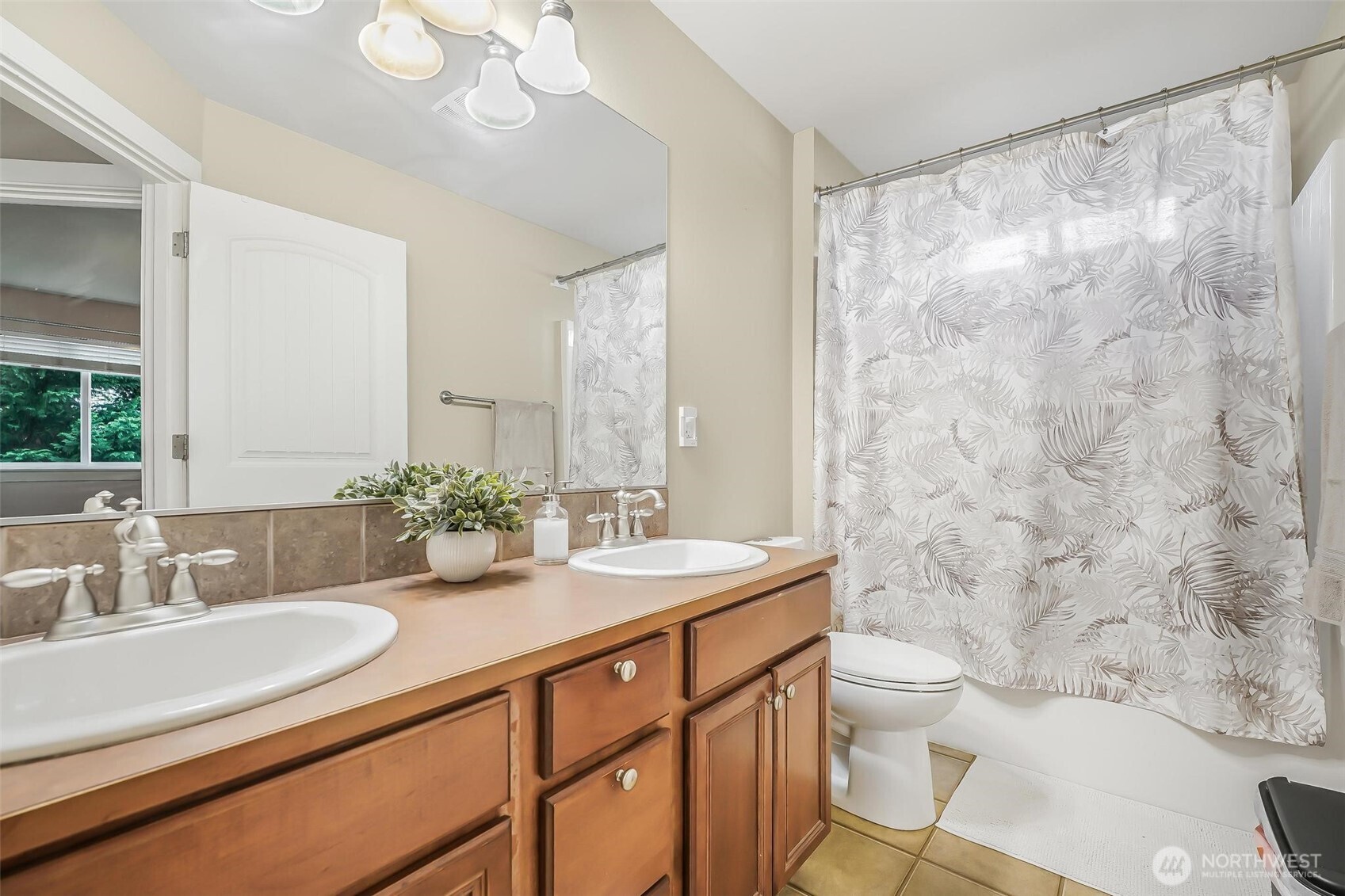 17401 140th Avenue E