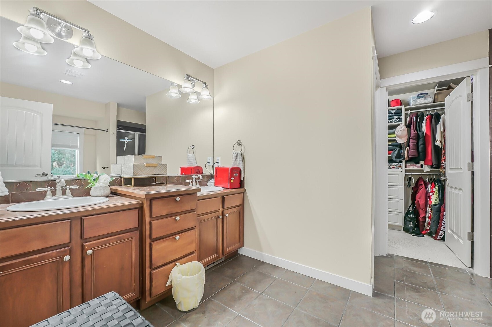 17401 140th Avenue E