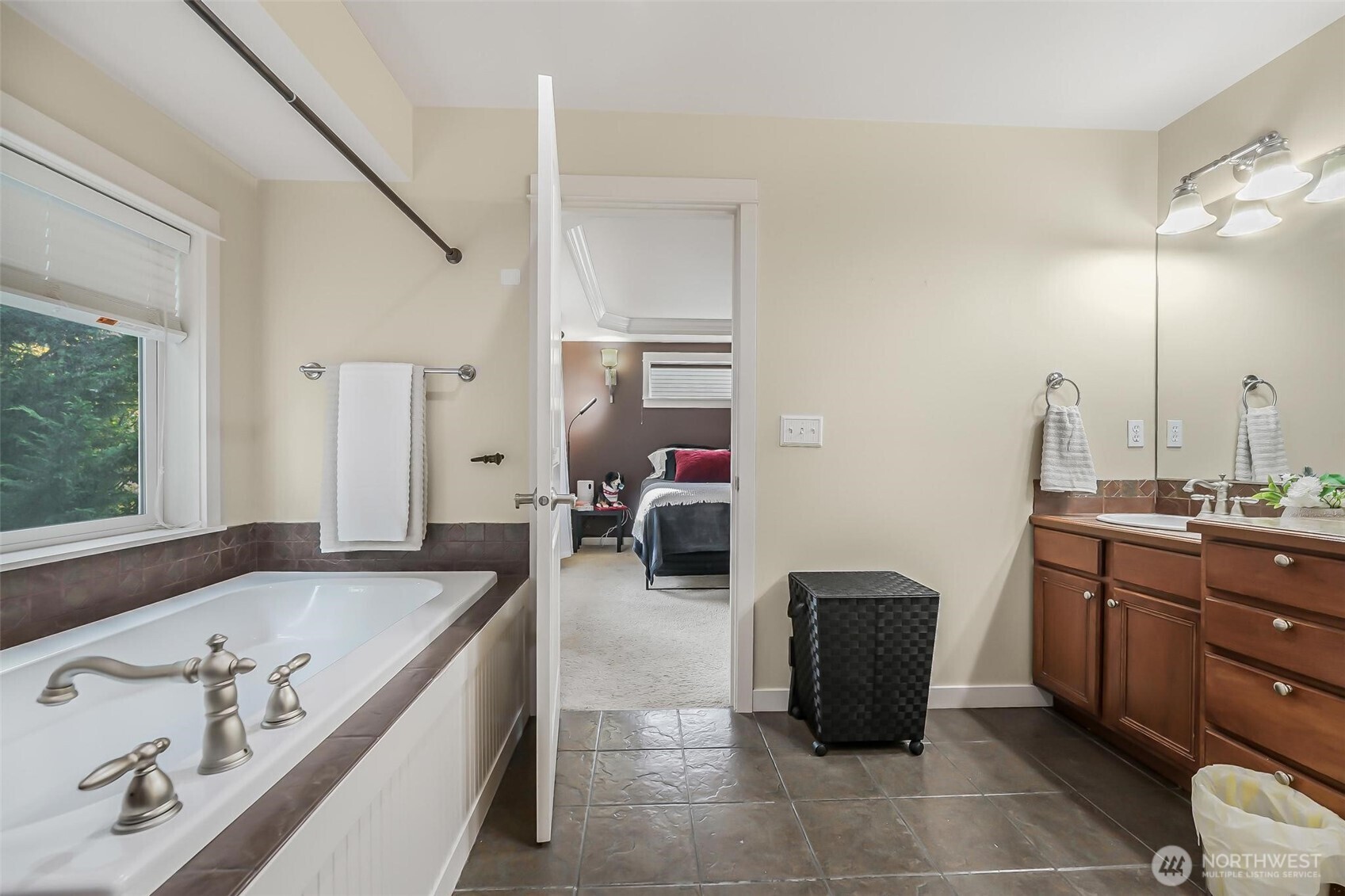 17401 140th Avenue E