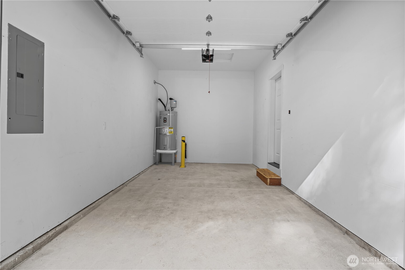 18425 Rampart Drive SE