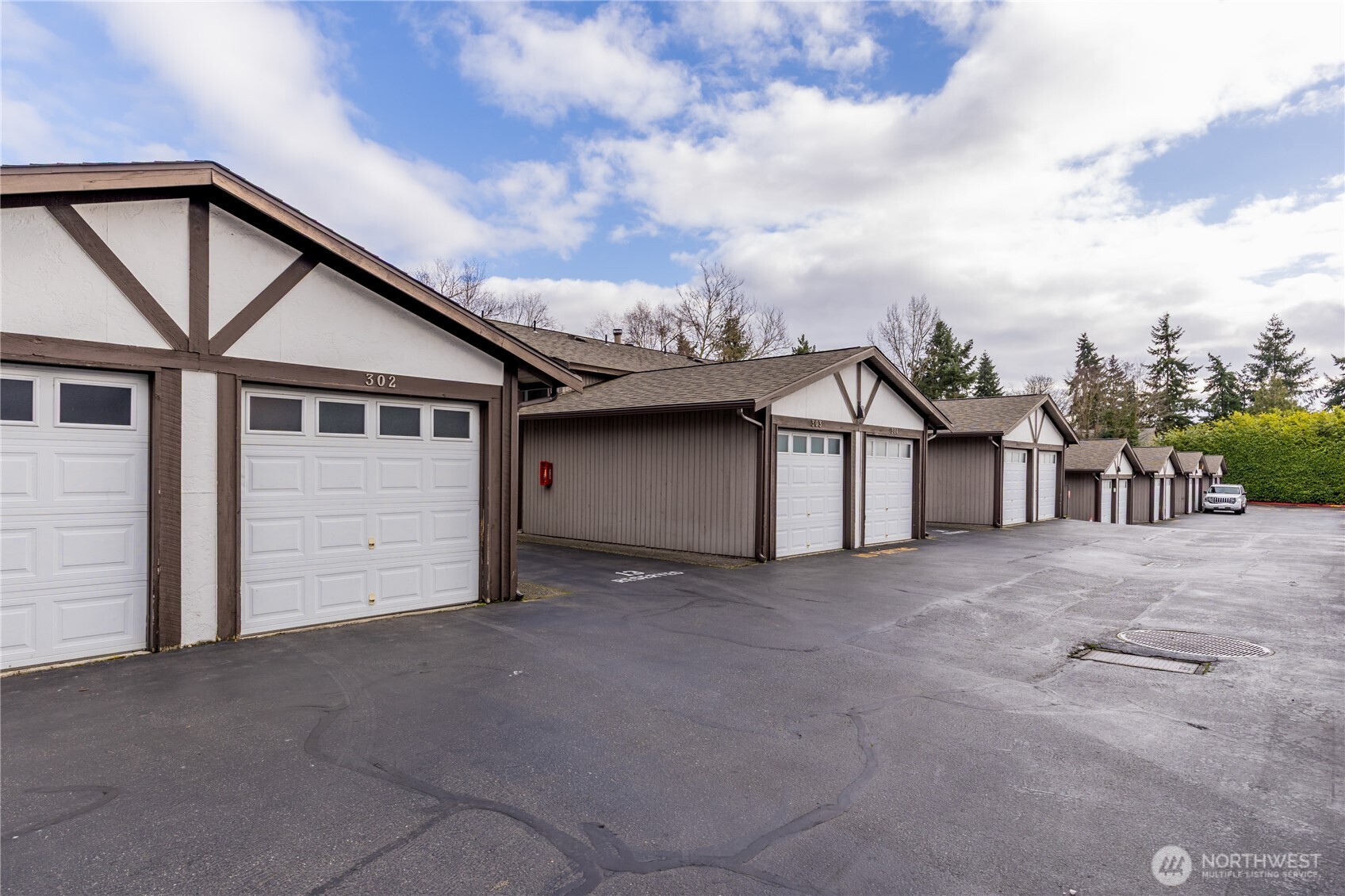 317 SW 112th Street Unit: 302