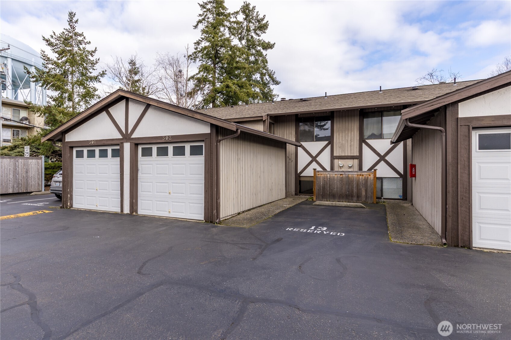 317 SW 112th Street Unit: 302