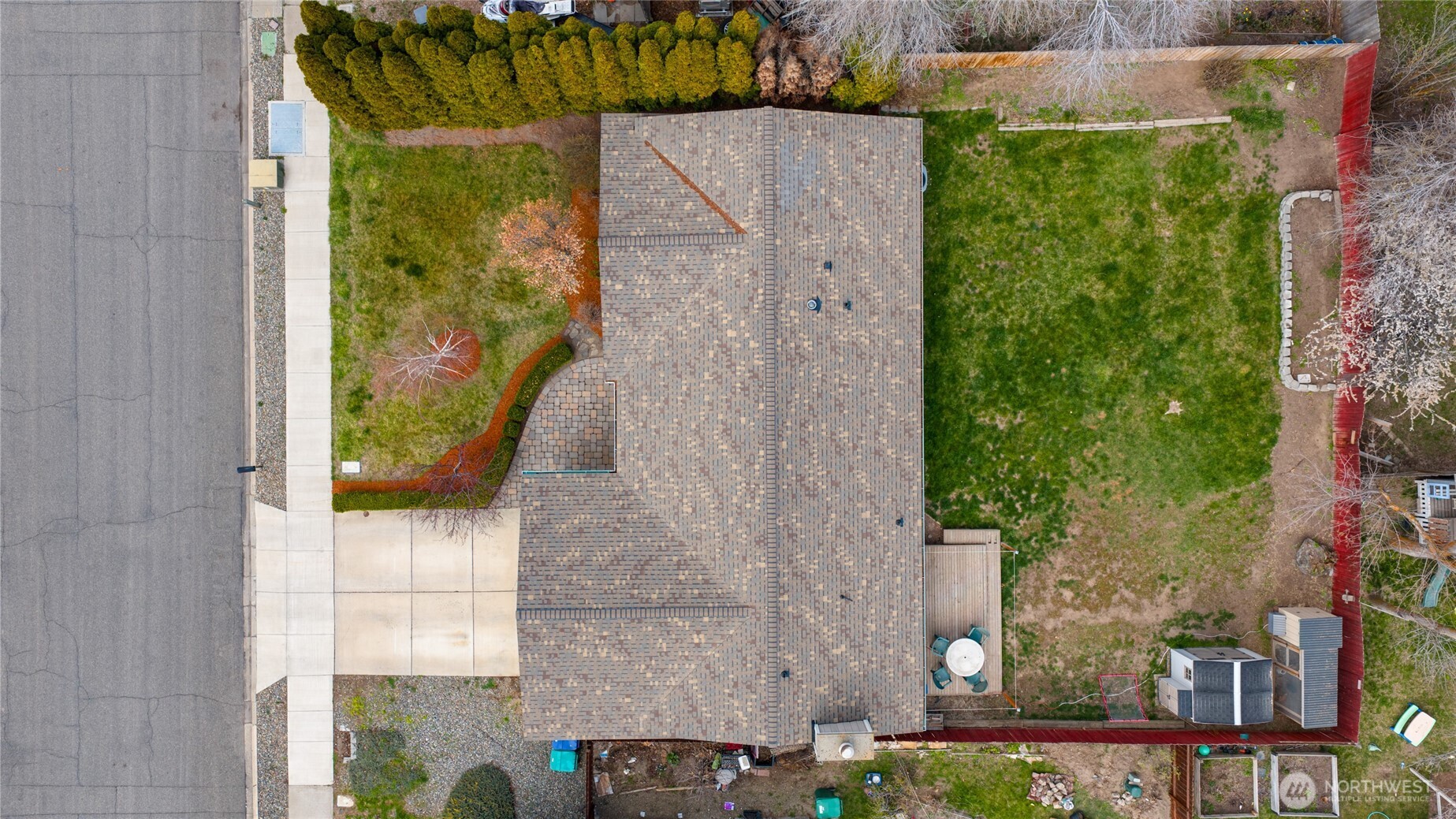1410 N Cora Street