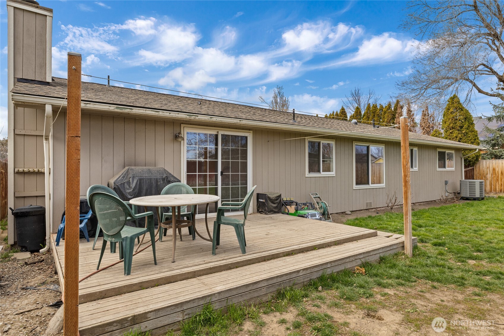 1410 N Cora Street