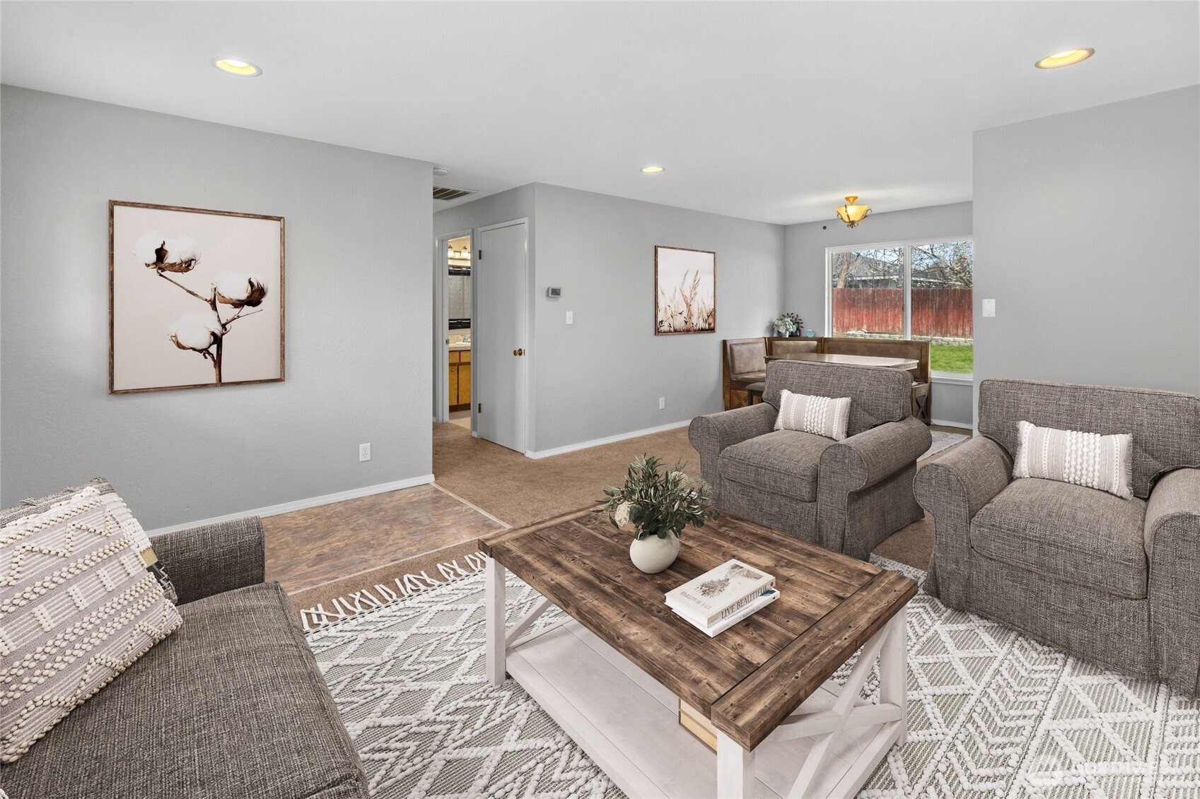 1410 N Cora Street