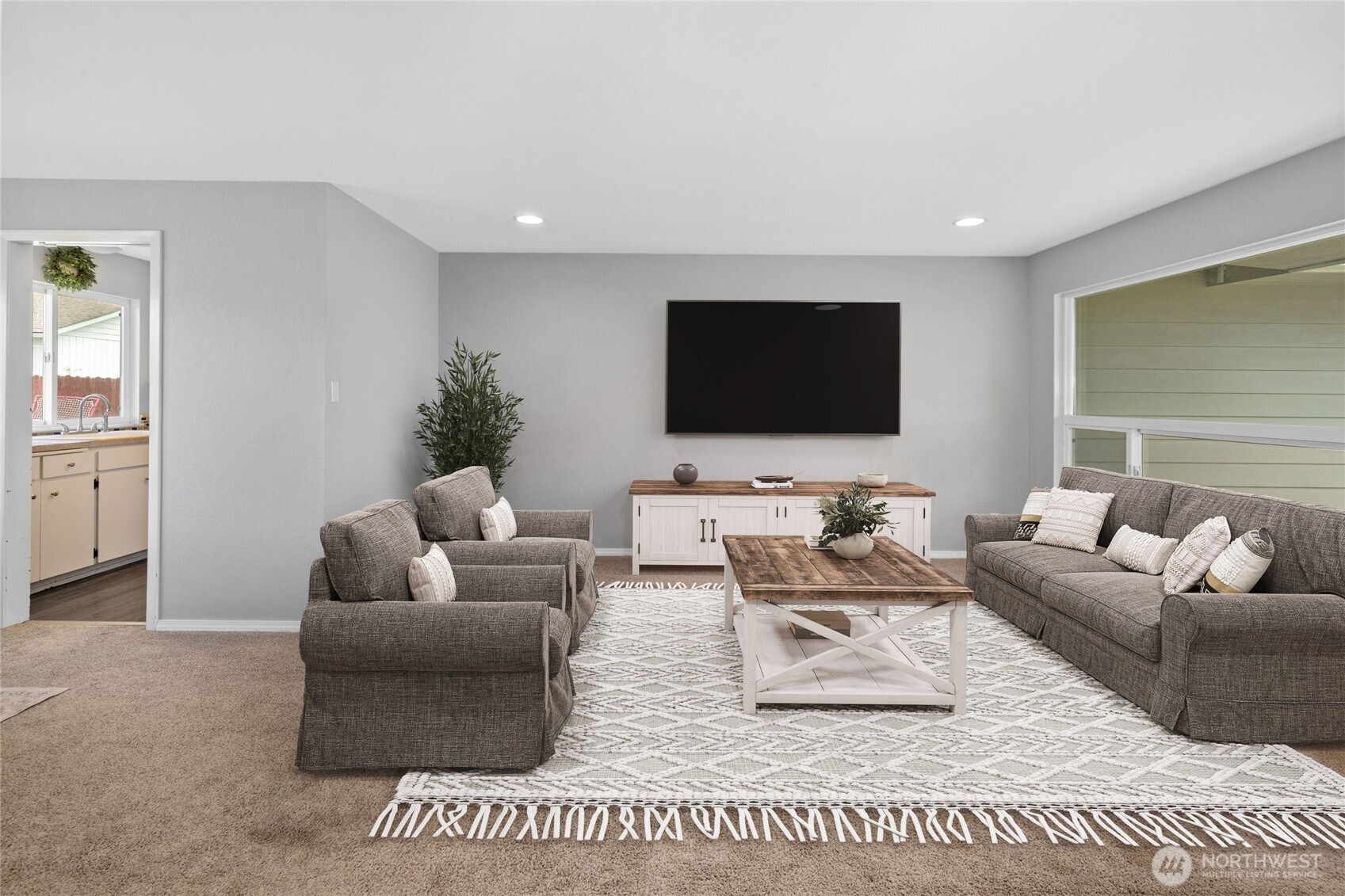 1410 N Cora Street
