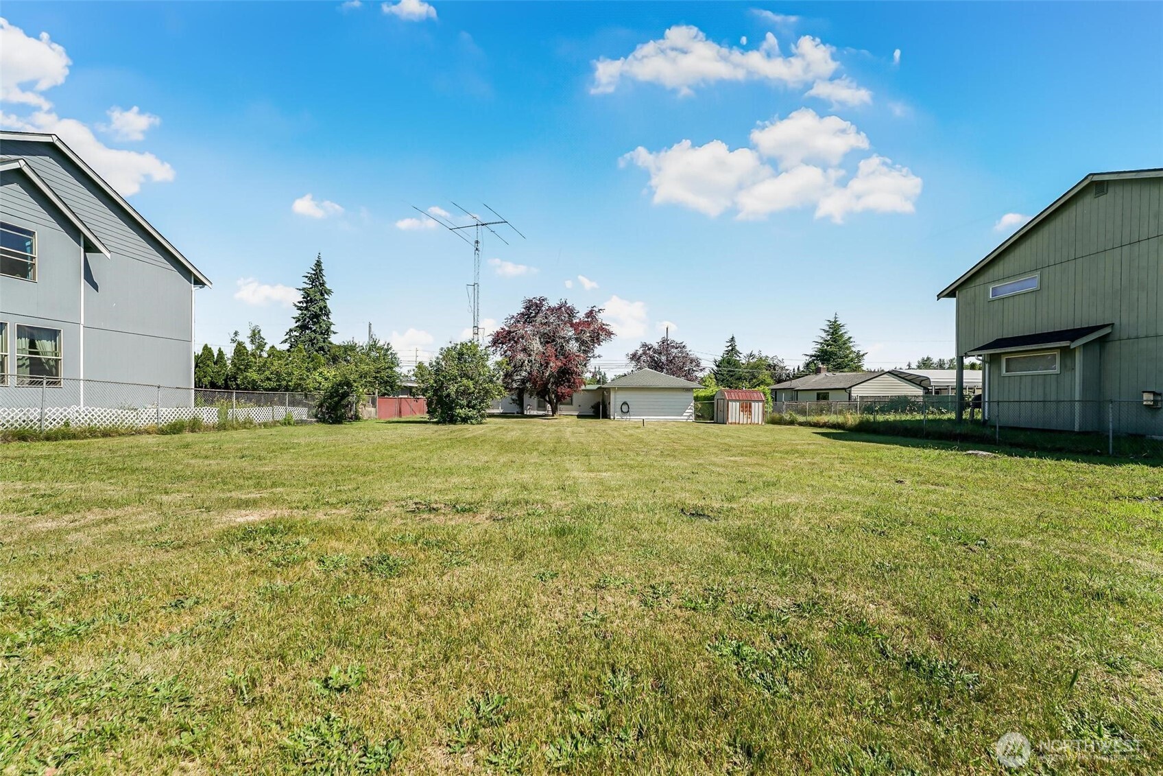 1722 E 65th Street