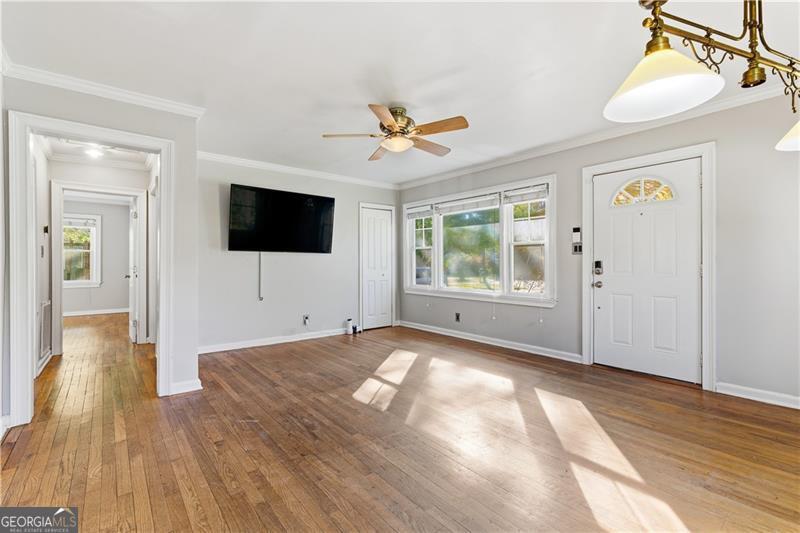 142 Woodbine Circle SE