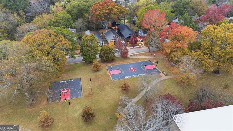 142 Woodbine Circle SE