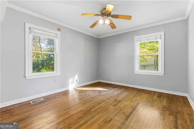 142 Woodbine Circle SE