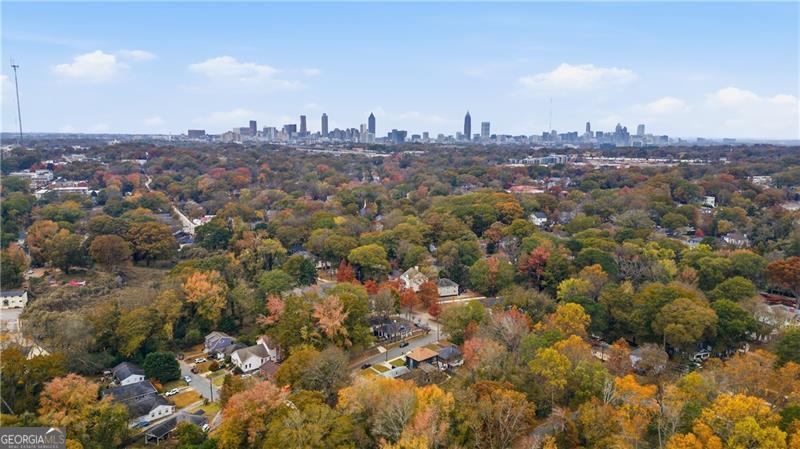 142 Woodbine Circle SE