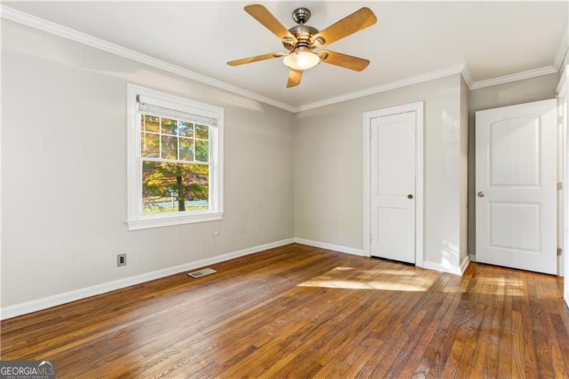 142 Woodbine Circle SE