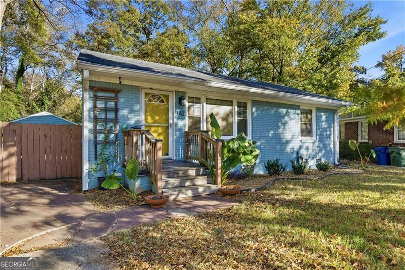 142 Woodbine Circle SE