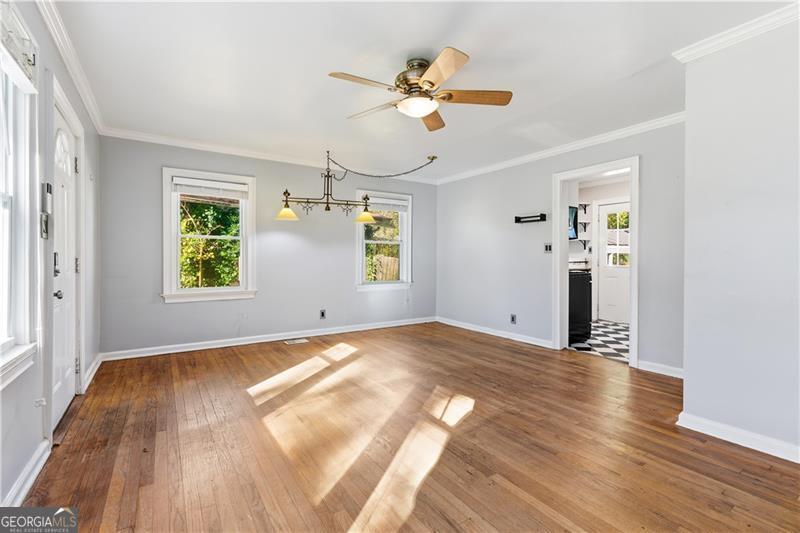 142 Woodbine Circle SE