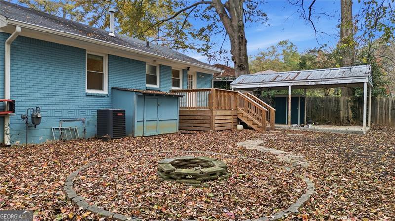 142 Woodbine Circle SE