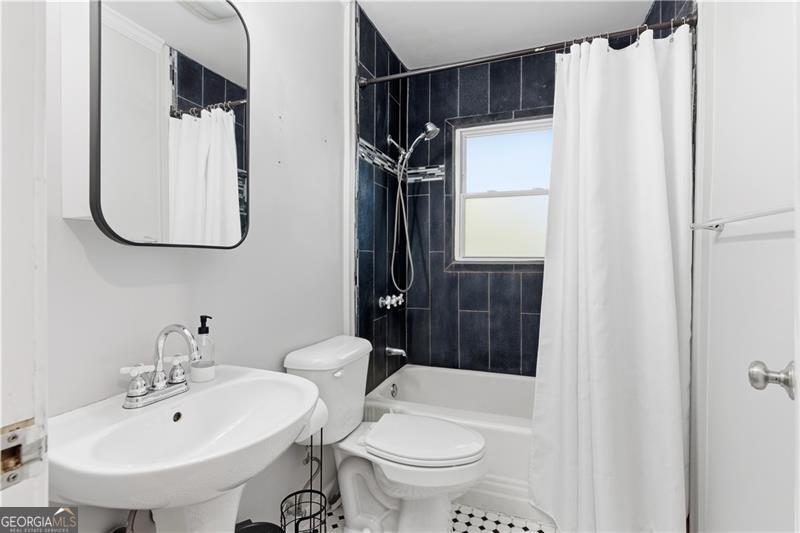 142 Woodbine Circle SE