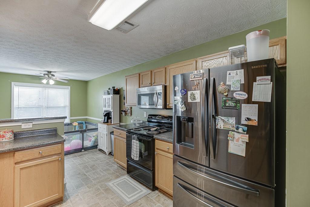 84 Searchlight Court