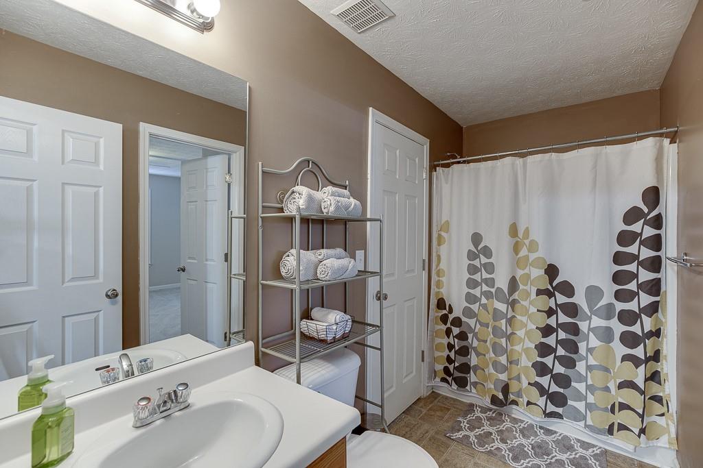 84 Searchlight Court