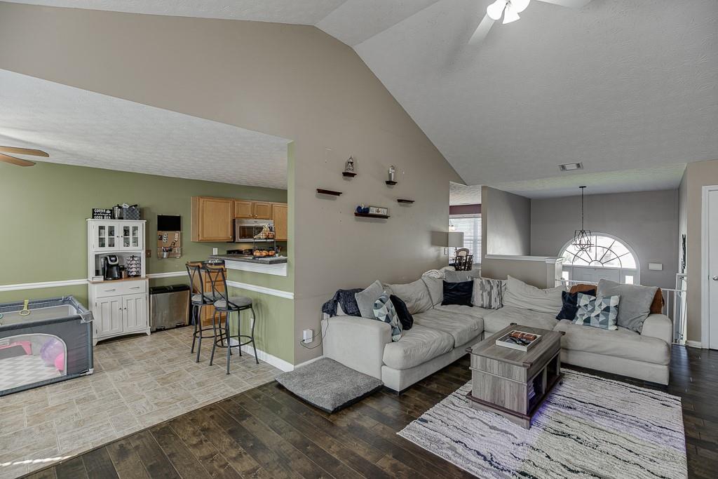 84 Searchlight Court