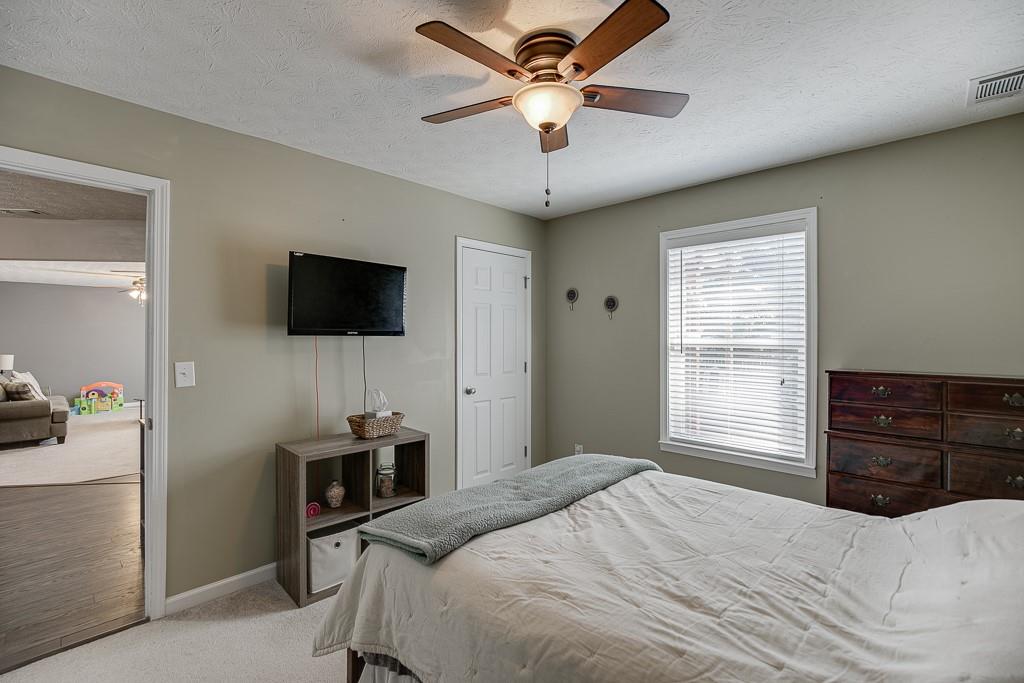 84 Searchlight Court