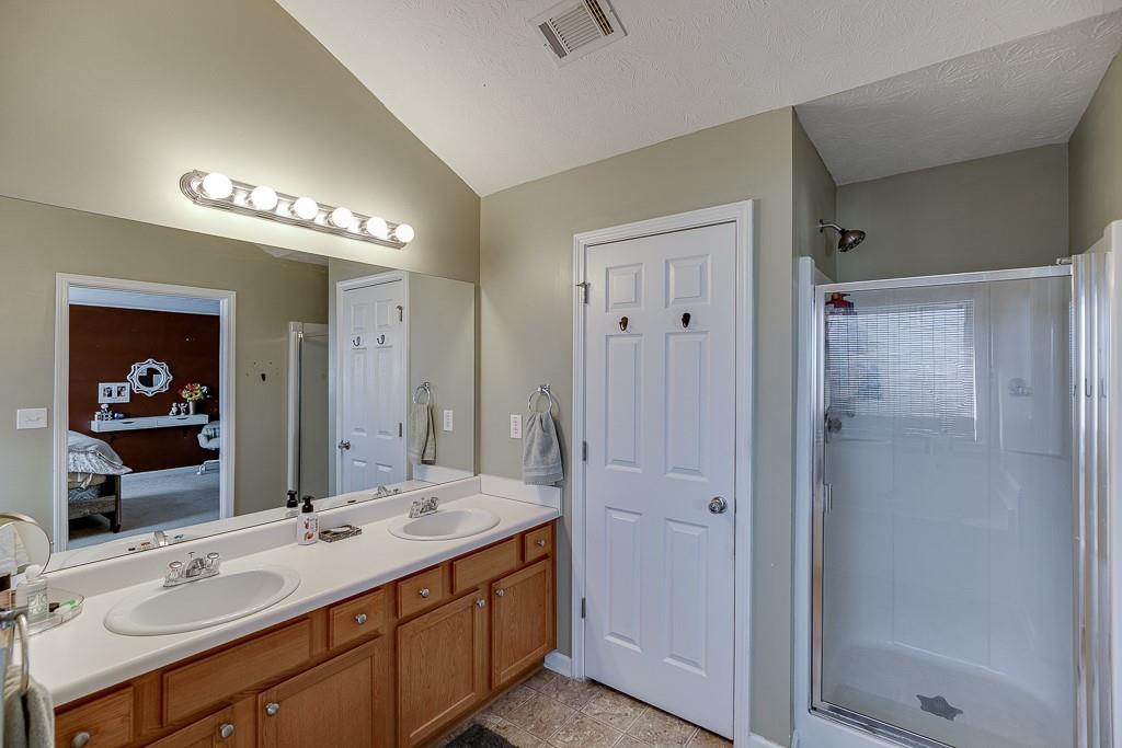 84 Searchlight Court