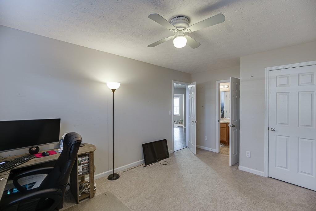 84 Searchlight Court