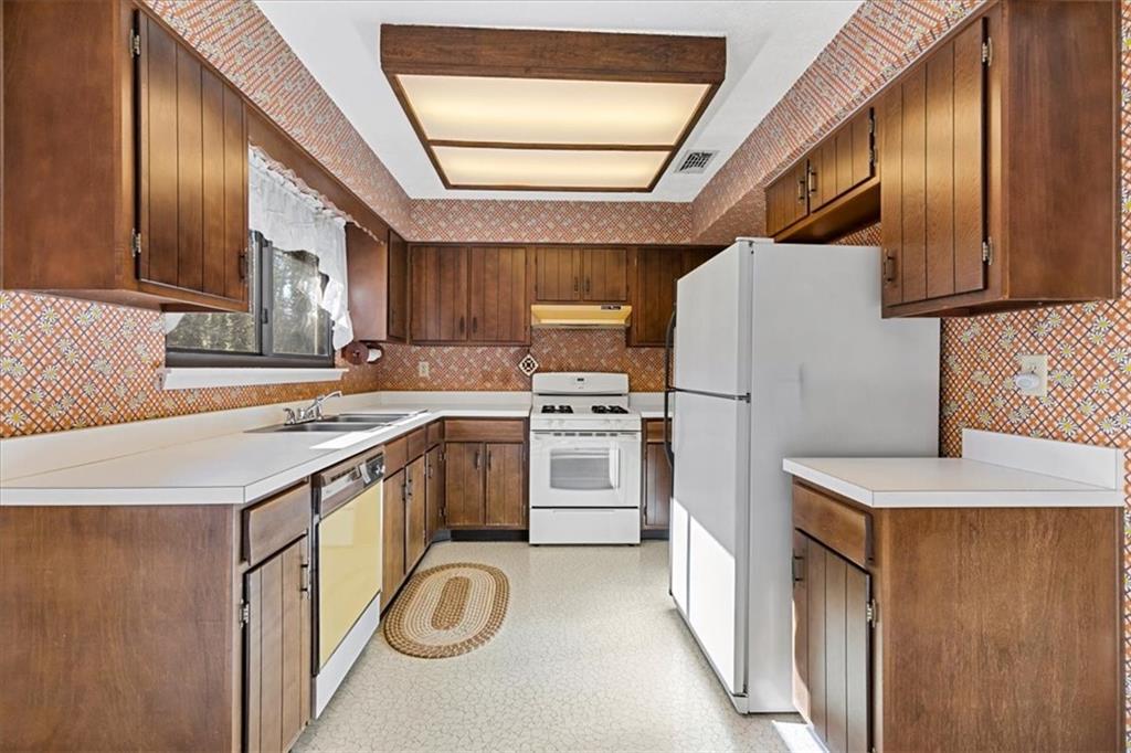 6835 Timbers East Drive