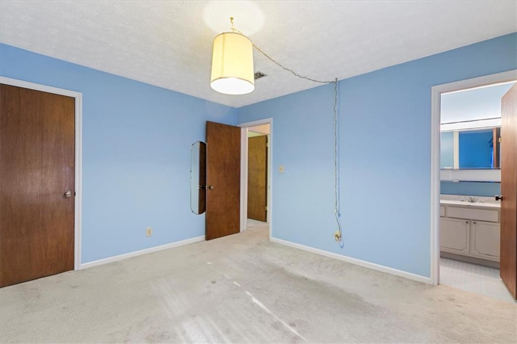 6835 Timbers East Drive