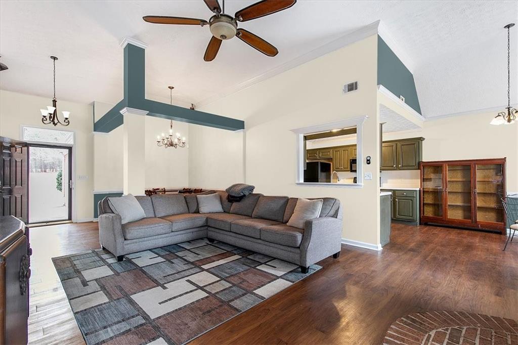 30 Huntington Street