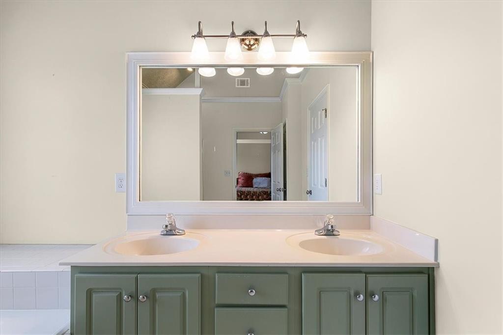 30 Huntington Street