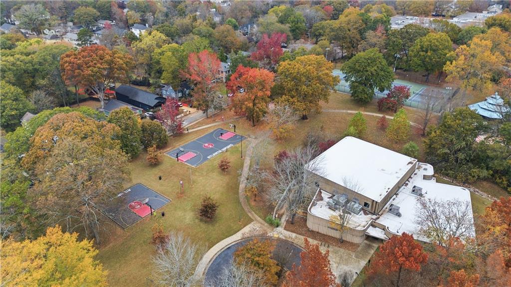 142 Woodbine Circle SE