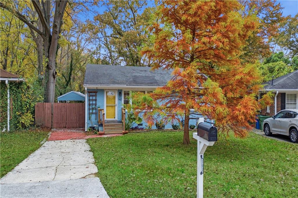 142 Woodbine Circle SE