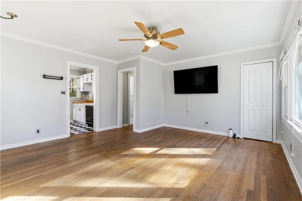 142 Woodbine Circle SE