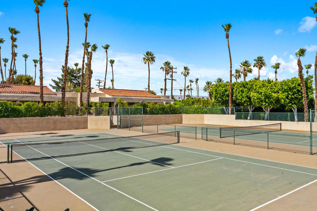 200 E Racquet Club Road 69