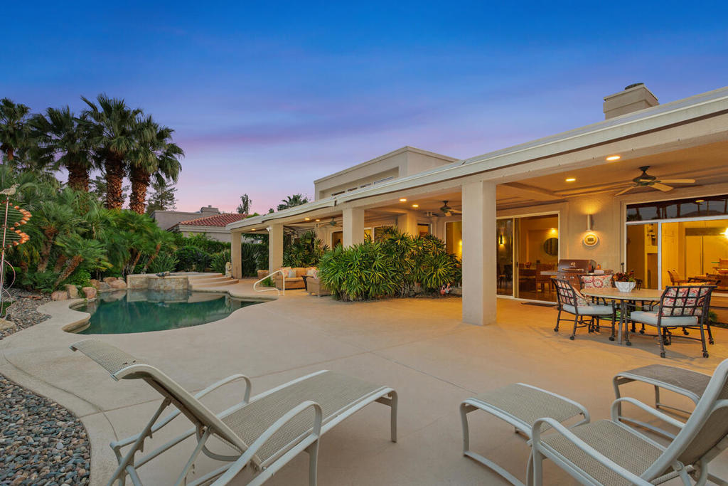 48400 Mirador Court
