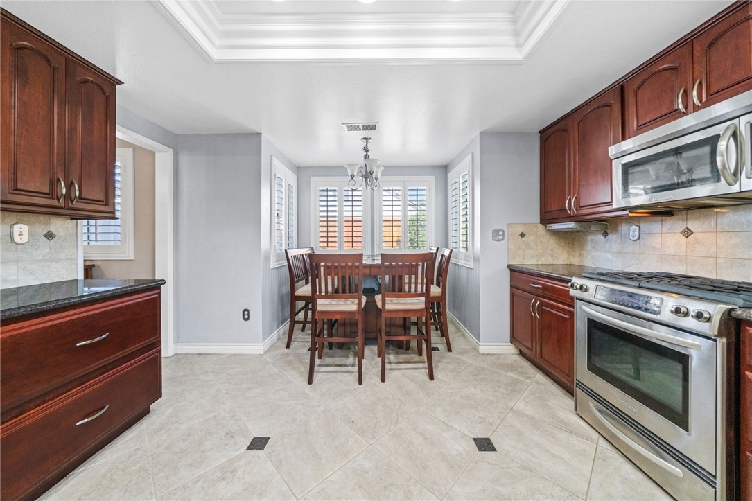 39994 Fairwood Circle