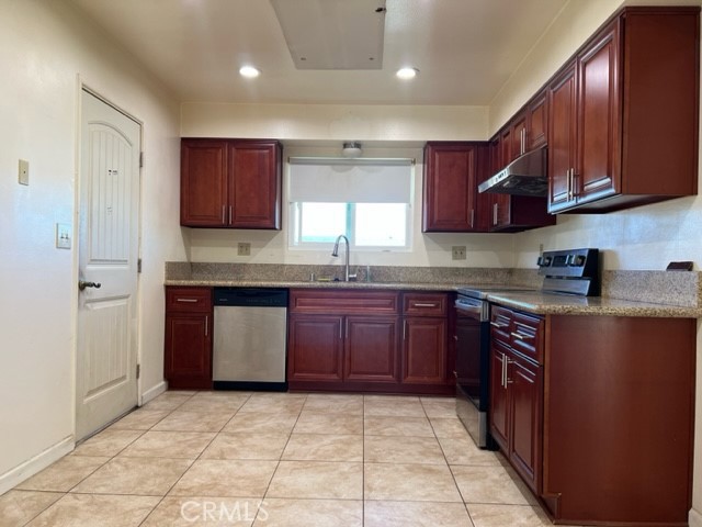 25885 Roanoke Road
