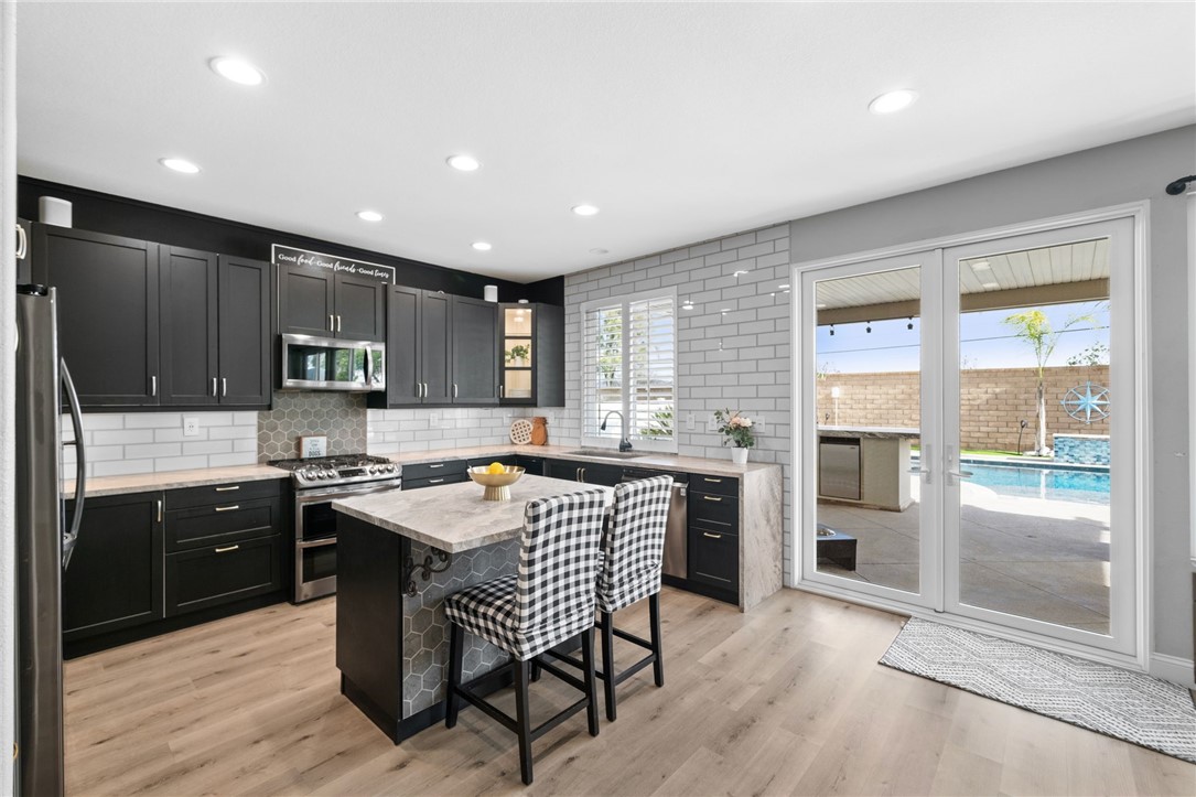 37020 Ascella Lane