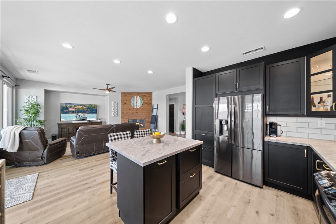 37020 Ascella Lane