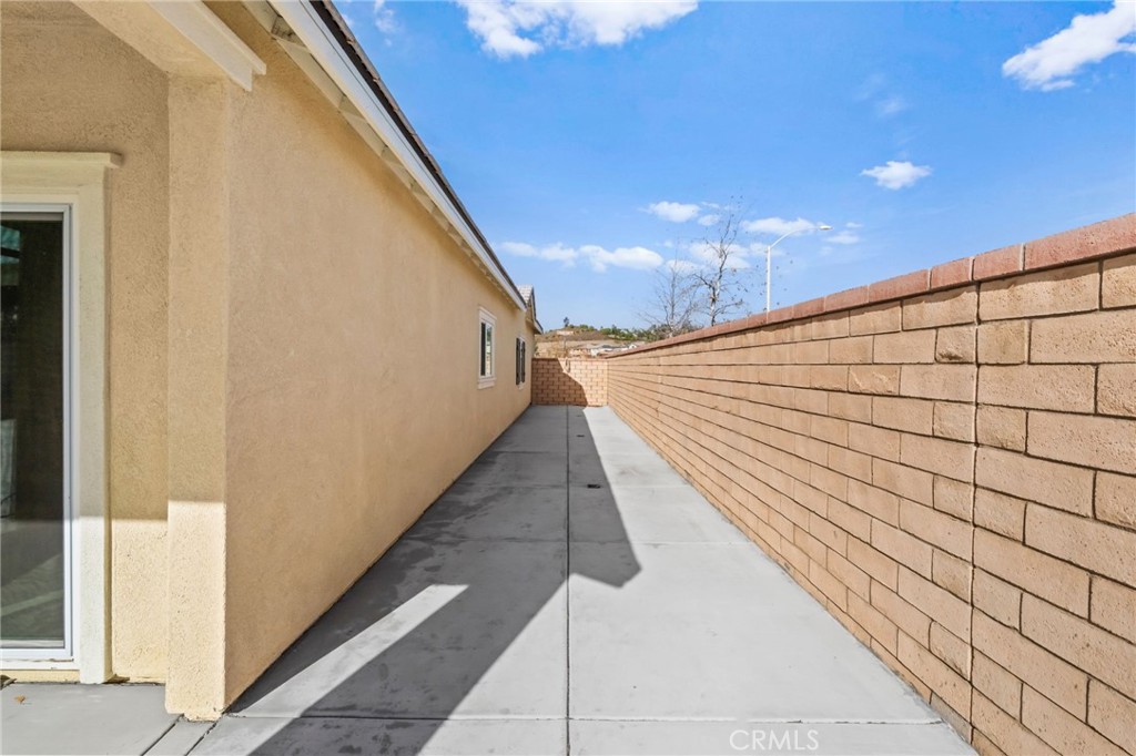 24275 Dusty Trail Way