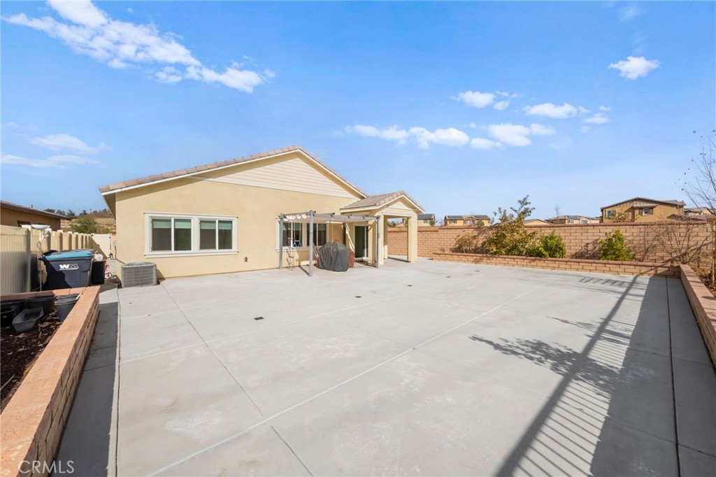 24275 Dusty Trail Way