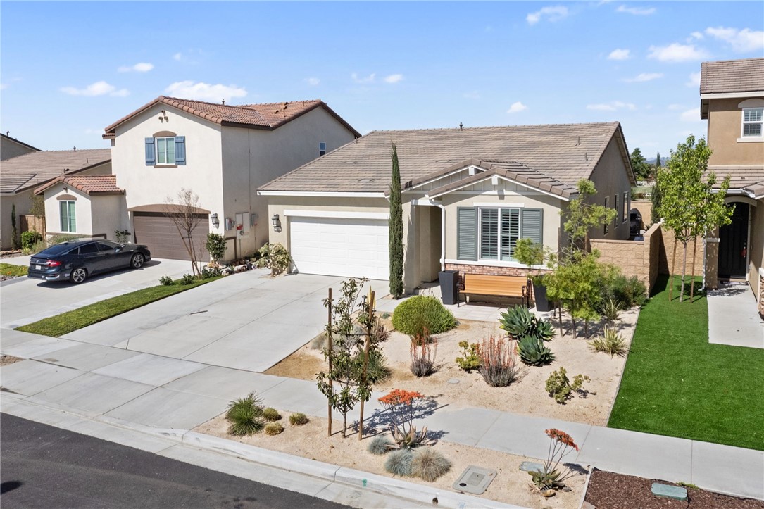 36401 Flint Drive