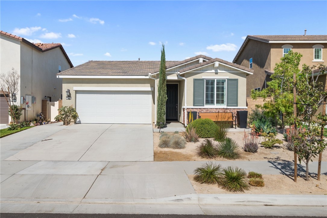 36401 Flint Drive