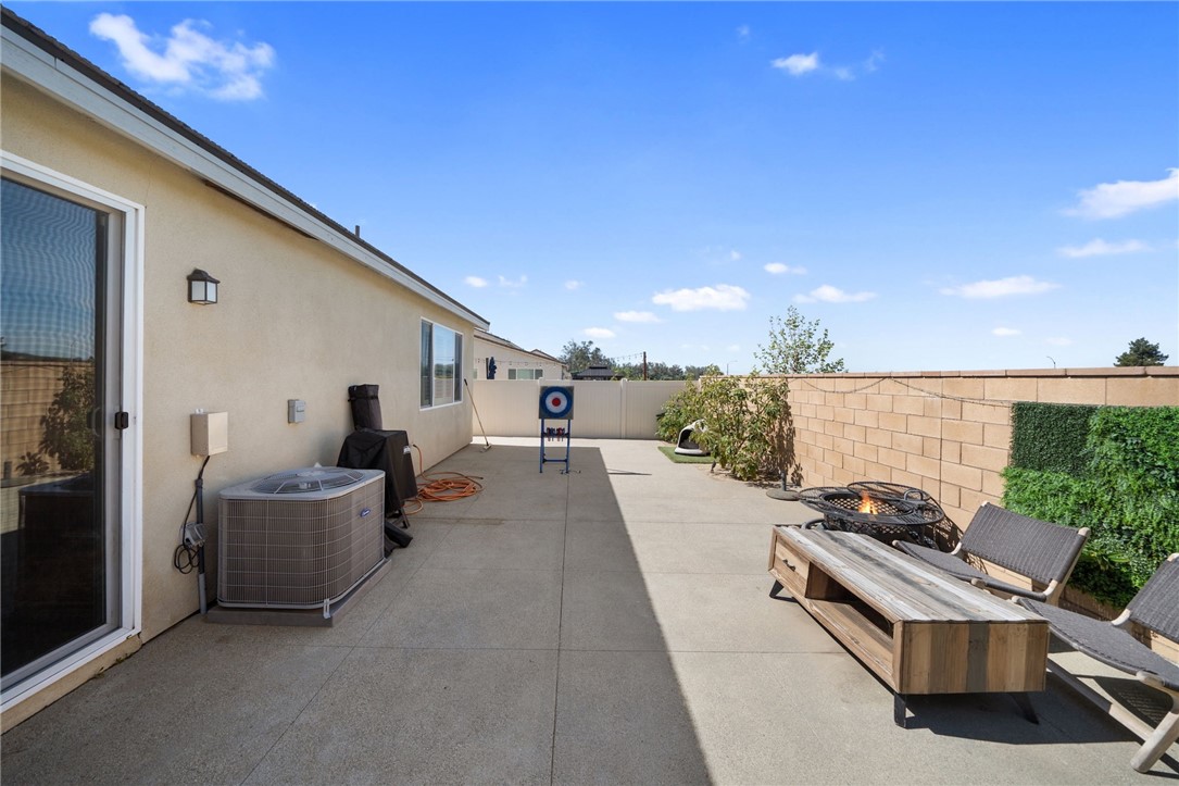 36401 Flint Drive