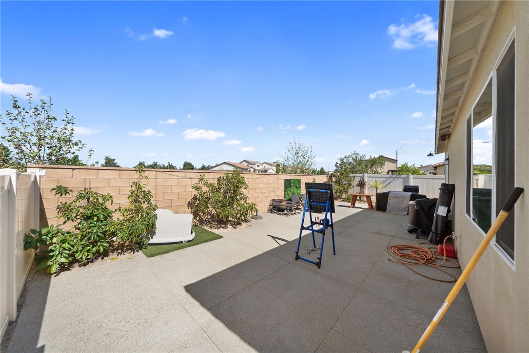 36401 Flint Drive