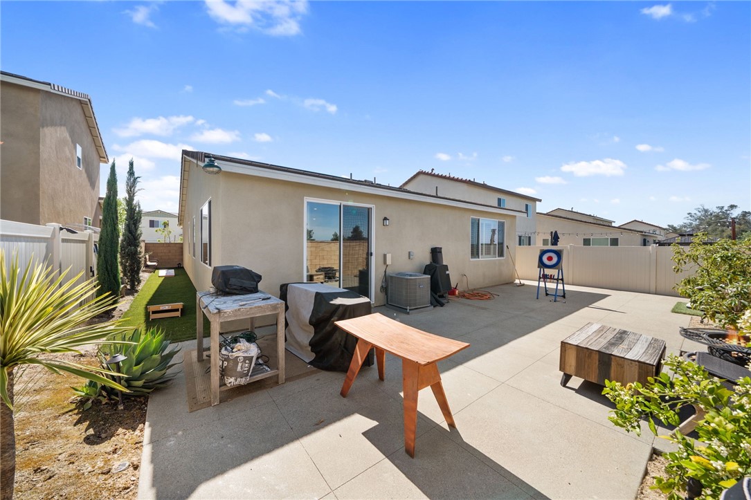 36401 Flint Drive